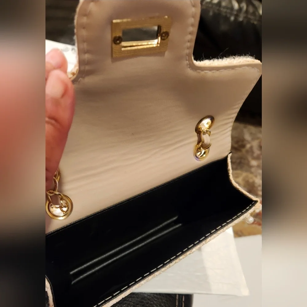 Vintage Tan/Cream Pearl Beaded Woven Handbag with Gold Accents